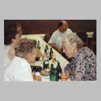 080-2194 10. Treffen vom 1.-3. September 1995 in Loehne - Brunhild und Ilse.JPG